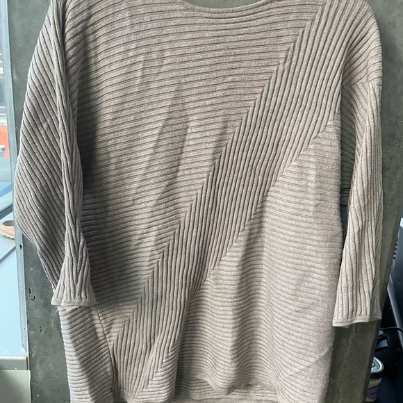 Chico's beige sweater size 2 for women - Picture 3 of 10